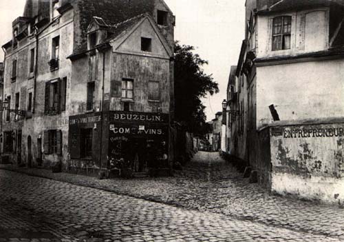 A view of the streets of old Paris